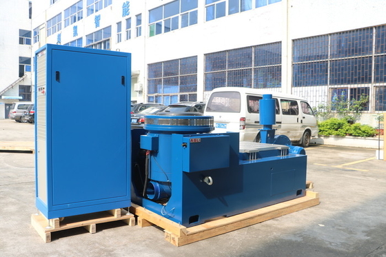 14kg τα PCB επιβιβάζονται στον ηλεκτροδυναμικό δονητή με το φάσμα συχνότητας μέχρι 1000 Hz