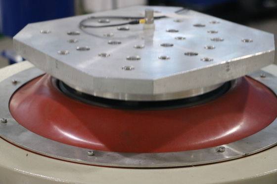 Κάθετος Ηλεκτροδυναμικός Δονητής Υψηλής Συχνότητας για Δοκιμές Δόνησης Πλαστικών