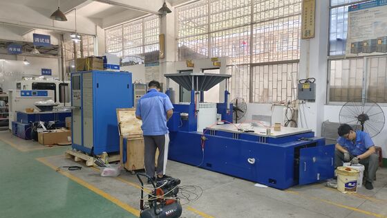 Μηχανικός τραπέζι δόνησης άξονας Xyz, ελεγκτής δόνησης υψηλής συχνότητας με τυχαίο ημιτονοειδές μηχανικό τεστ κρούσης