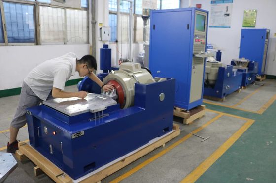 Σύστημα υψηλής χωρητικότητας συσσωρευτή δονήσεων με μέγιστο φορτίο 300 χιλιογράμματα και κινούμενο βάρος τροχιάς 30 χιλιογράμματα για ολοκληρωμένη δοκιμή δονήσεων